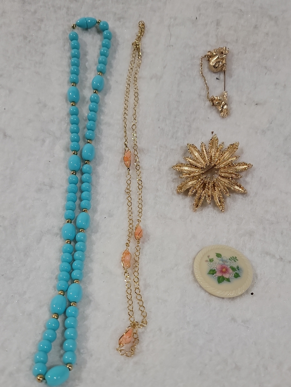 Vintage Avon Bundle Necklaces Brooches
